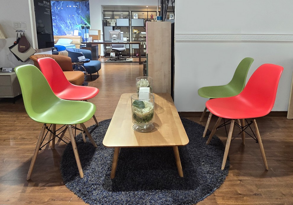 [전시] 포인트 컬러 4인용 탁자 세트